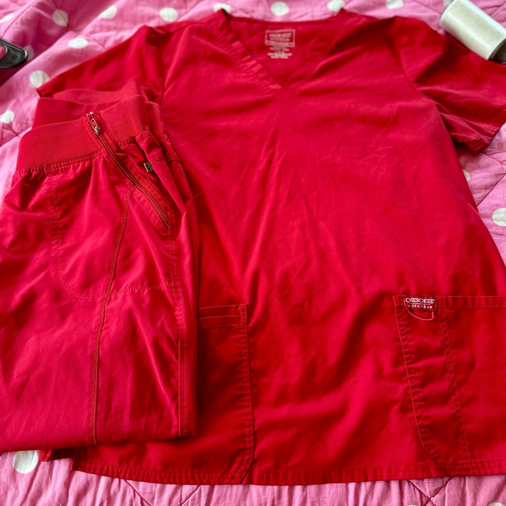 Red Large Cherokee scrub set